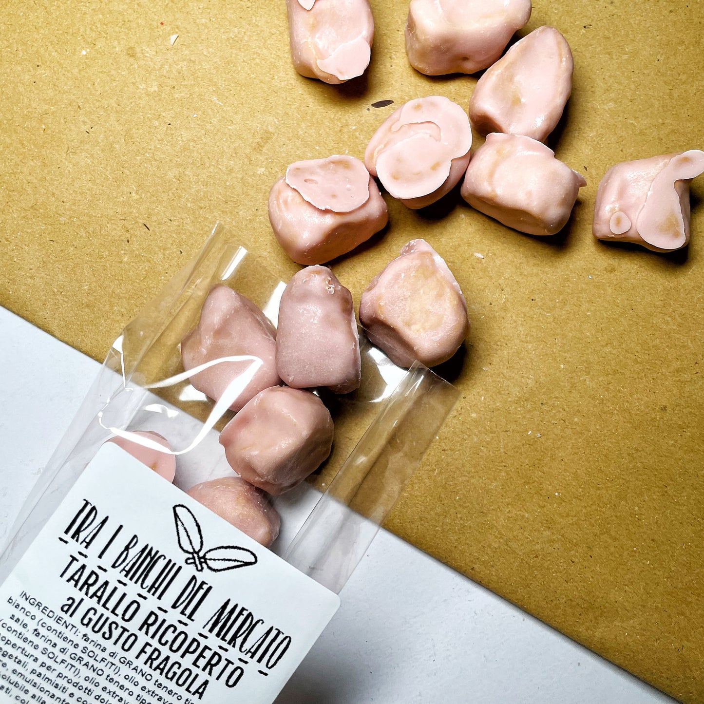 Pralina di Tarallo Ricoperta al gusto Fragola 100gr