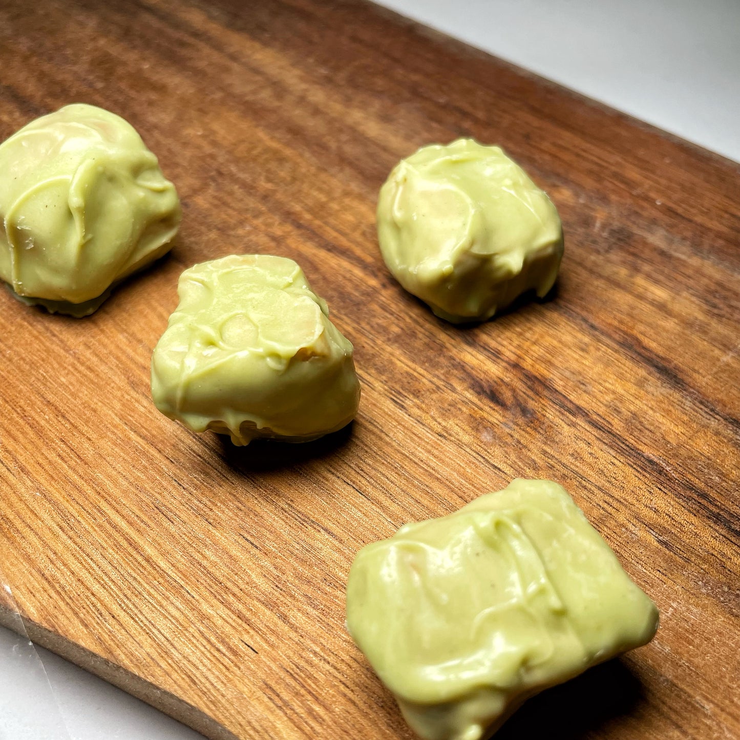 Pralina di Tarallo Ricoperta con Cioccolato al Pistacchio 100gr