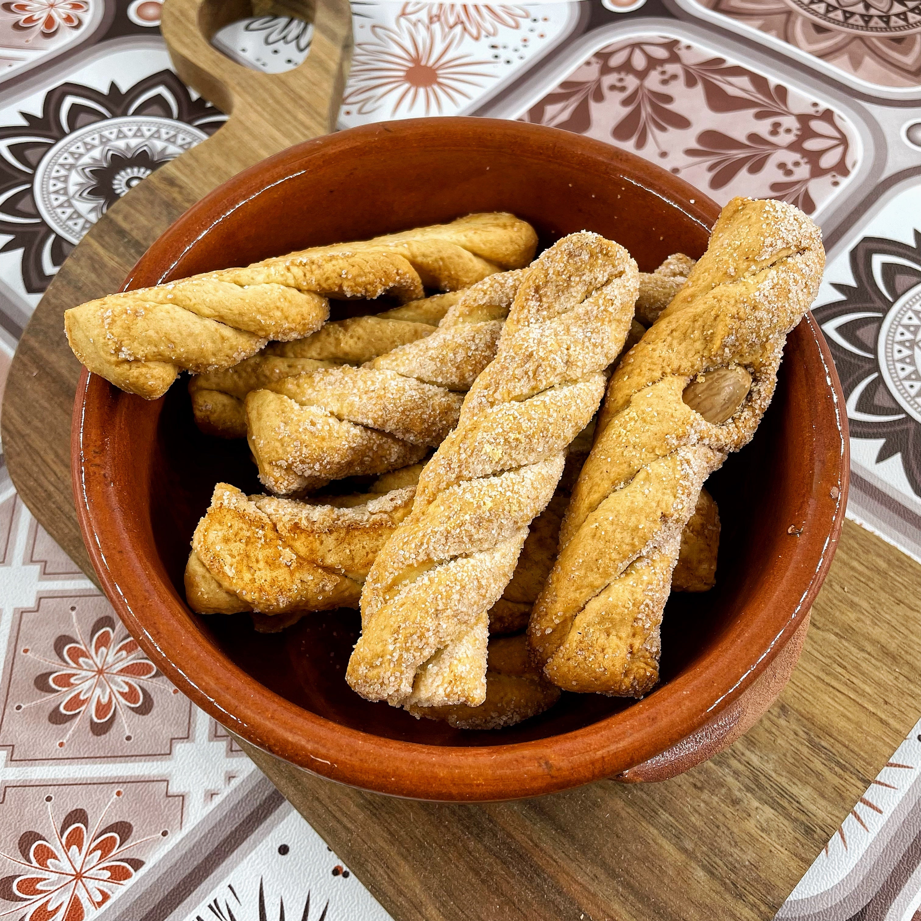 Treccine Dolci con Mandorle Fatte a Mano 250gr