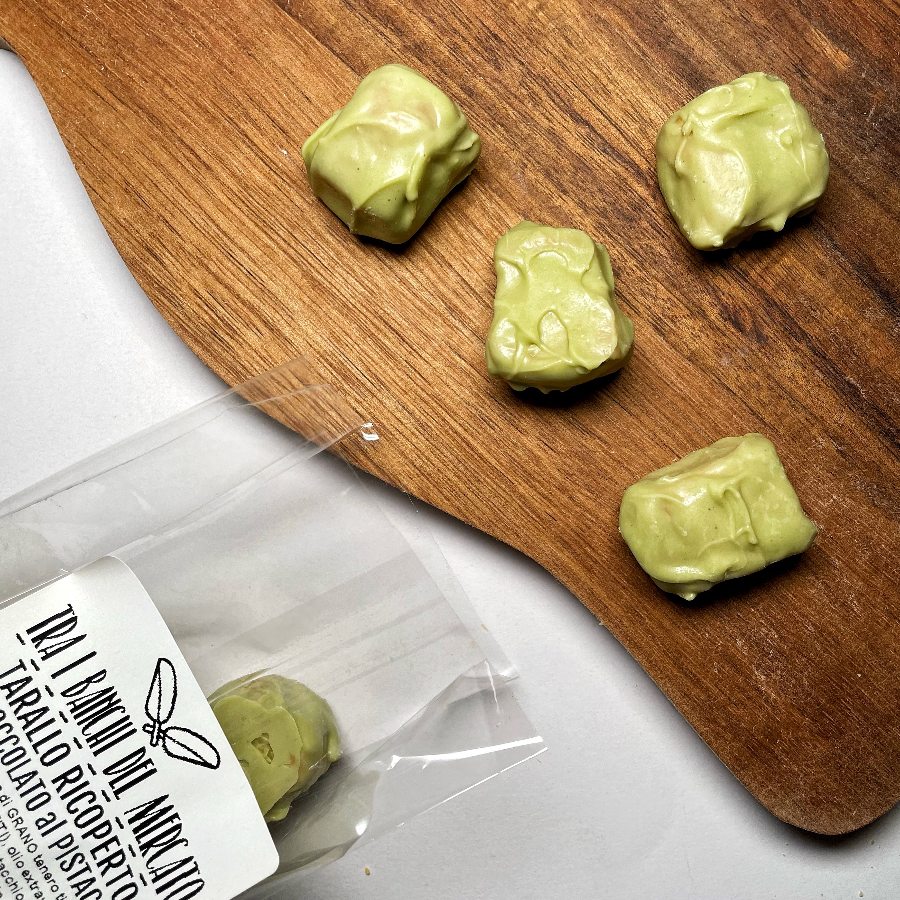 Pralina di Tarallo Ricoperta con Cioccolato al Pistacchio 100gr